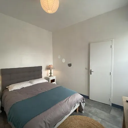 Cosy A Fouras: 1 Chambre, Proche Commerces Et Plages, Wifi, Tv, Cuisine Equipee - Fr-1-709-70 * فورا